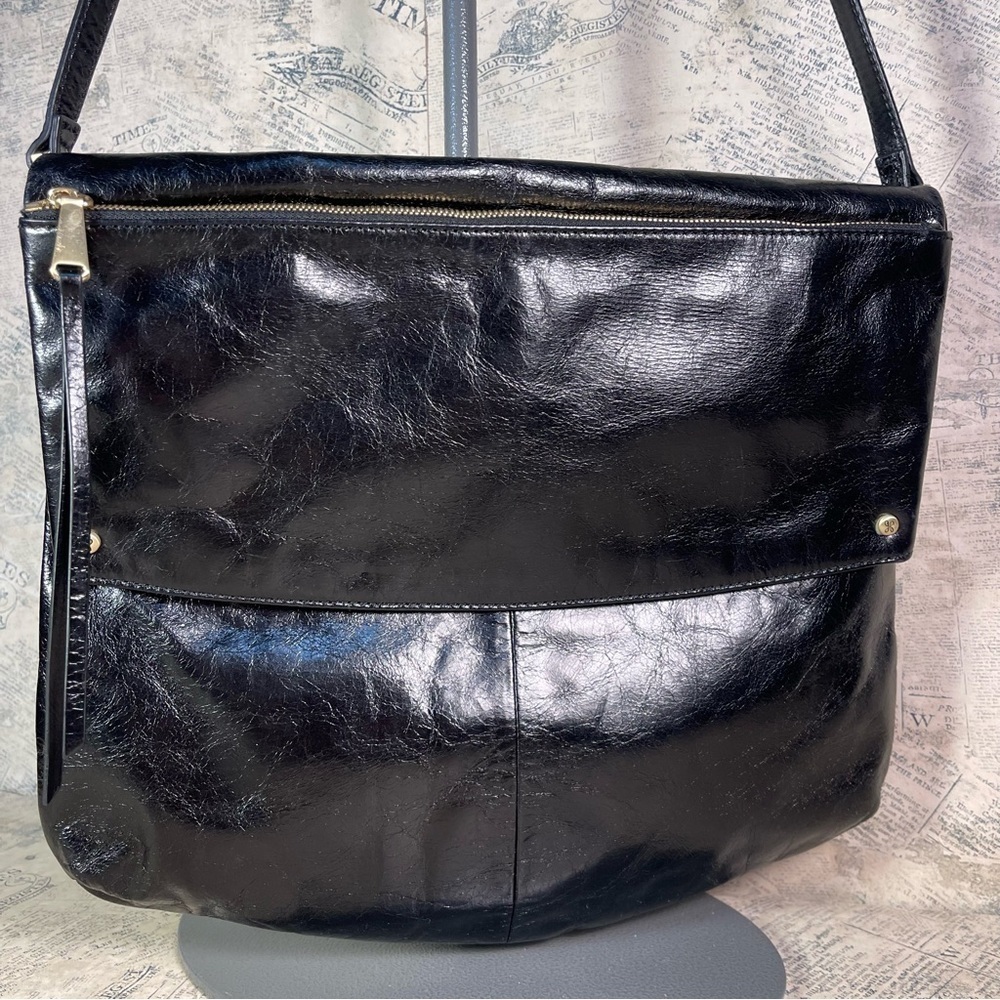 HOBO Vintage Hide Black Leather Crossbody Shoulder Bag Soft Distressed Leather - Picture 2 of 15